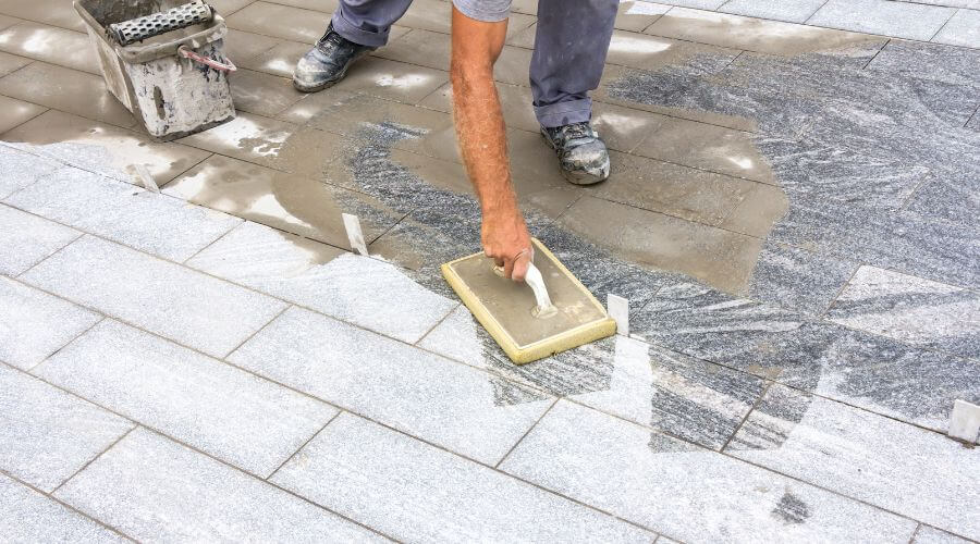 Expert Emergency Roof Repairs services in Alger, MI